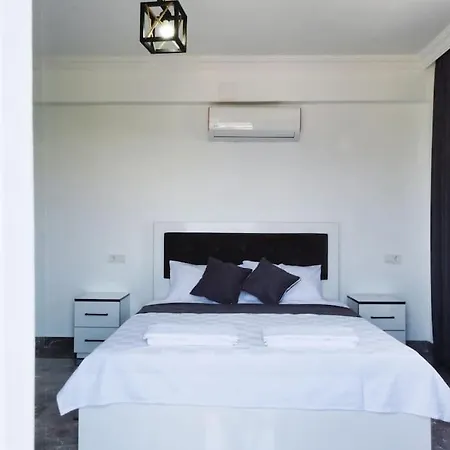 Grand Yasar-4 4*
