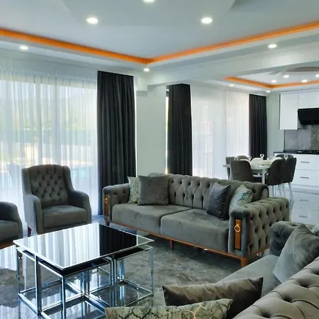 Grand Yasar-4 4*
